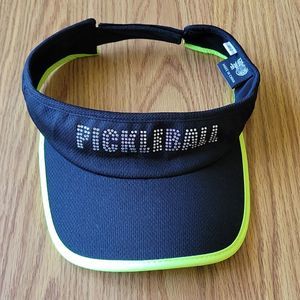 Cobra hat vis-Q color black and green